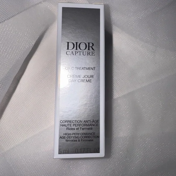 NWT Dior Addict 24hr Lipglow Oil Black Cherry + Holder Keychain + More - Picture 12 of 14